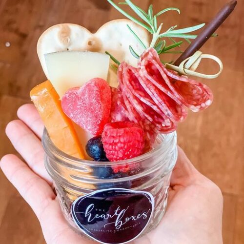 Jarcuterie (4oz glass Mason jar)  (min 10 pcs to order)